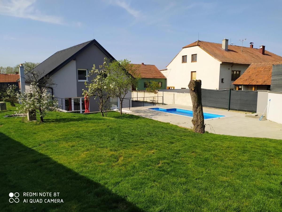 Vila Pod Majakem Přítluky Bagian luar foto